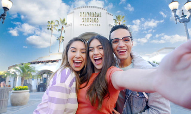 Universal Studios Hollywood Tour & Hop-On, Hop-Off Ticket Combo
